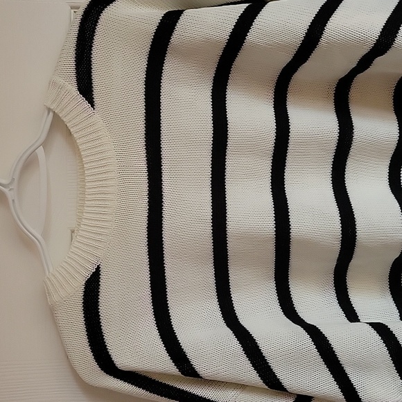 Bundle 5 items for $40 sale - Picture 2 of 3